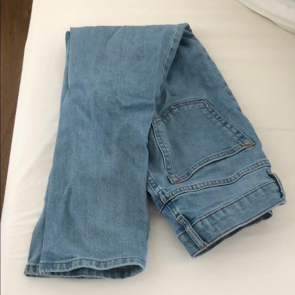 Everlane Cheeky Straight Jean - Picture 2 of 5